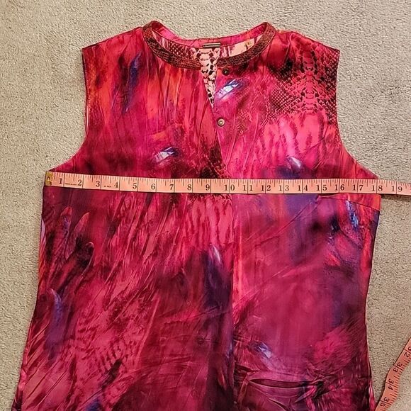 Elie Tahari 100% silk sleeveless blouse - Picture 7 of 11